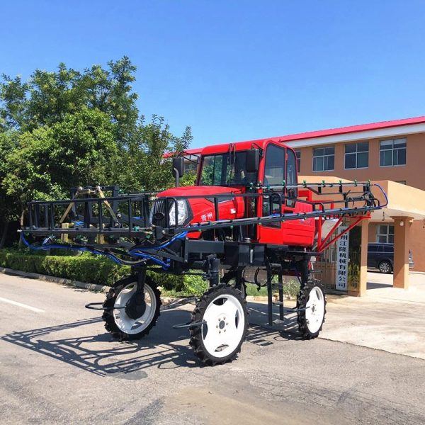 Self Propelled Boom Sprayer - Image 2